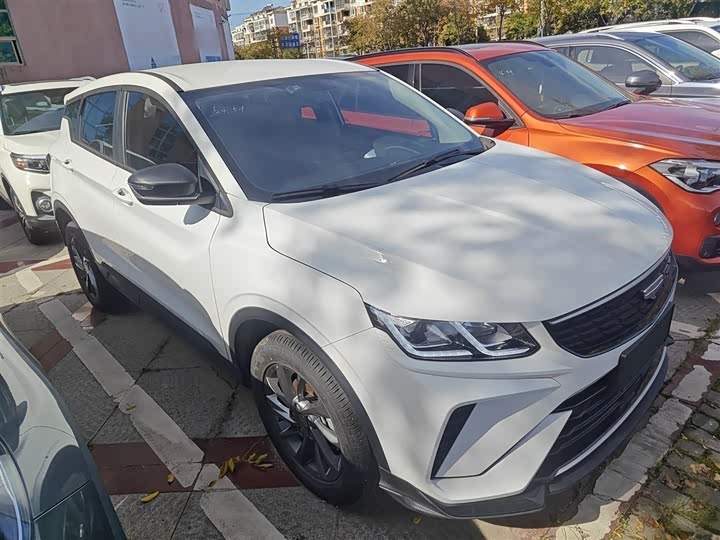 Фото 4 - Geely Coolray