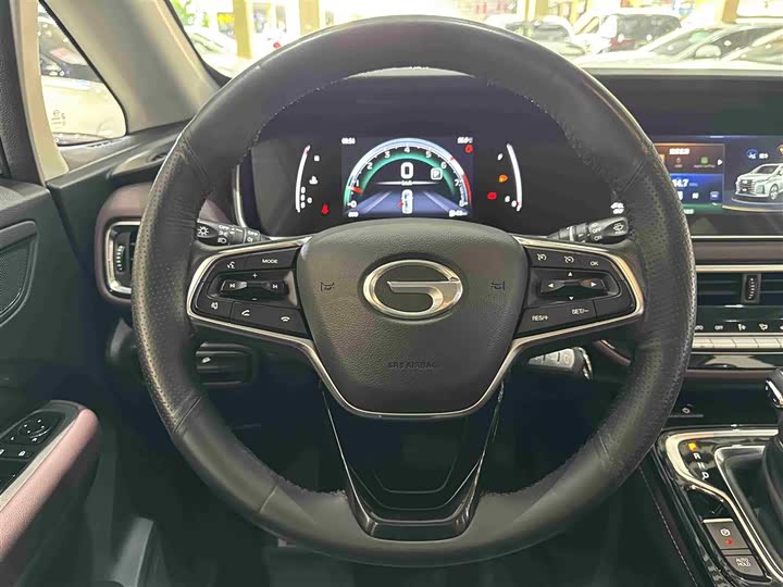 Фото 10 - GAC Trumpchi M6