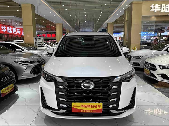 Фото 2 - GAC Trumpchi M6