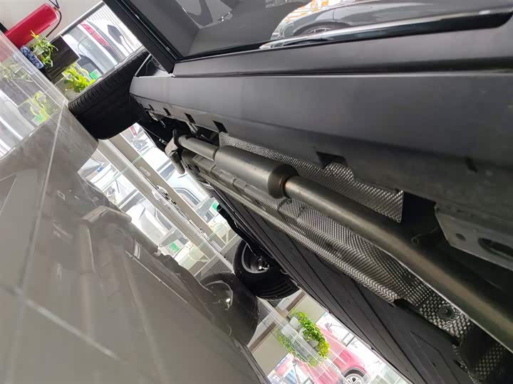 Фото 21 - BYD Tang Hybrid/EV