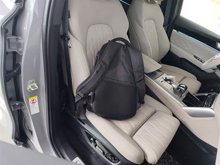 Фото 25 - BYD Tang Hybrid/EV