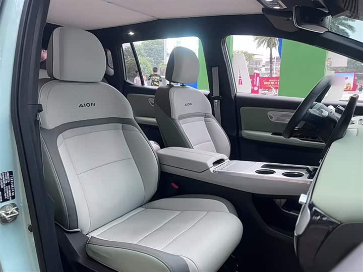 Фото 15 - GAC Aion Y