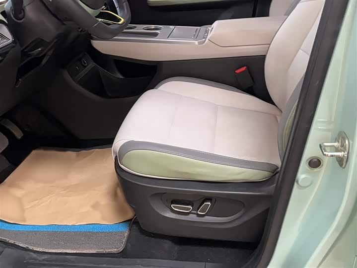 Фото 3 - GAC Aion Y