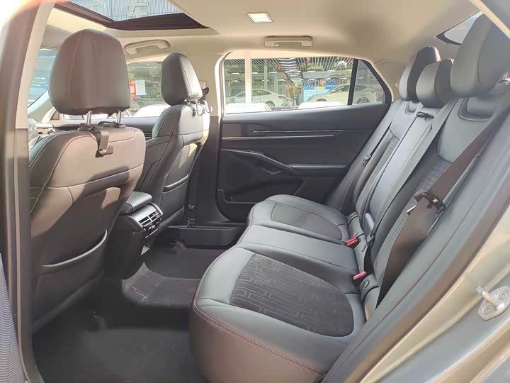 Фото 6 - Ford Mondeo