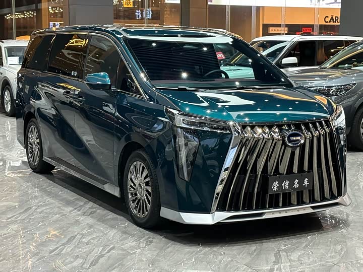 Фото 3 - GAC Trumpchi M8