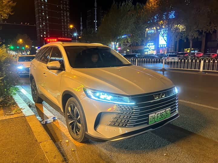 Фото 3 - BYD Sea Lion 05 DM-i Hybrid