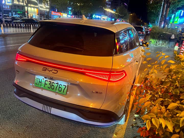 Фото 7 - BYD Sea Lion 05 DM-i Hybrid