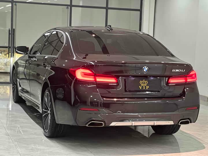 Фото 4 - BMW 5 Series