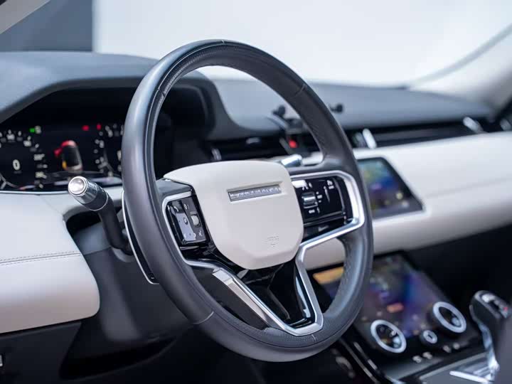 Фото 14 - Land Rover Range Rover Evoque L