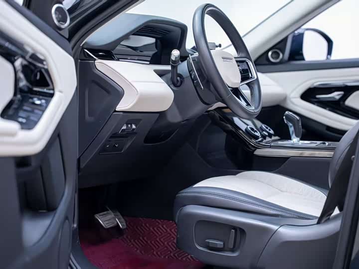 Фото 17 - Land Rover Range Rover Evoque L