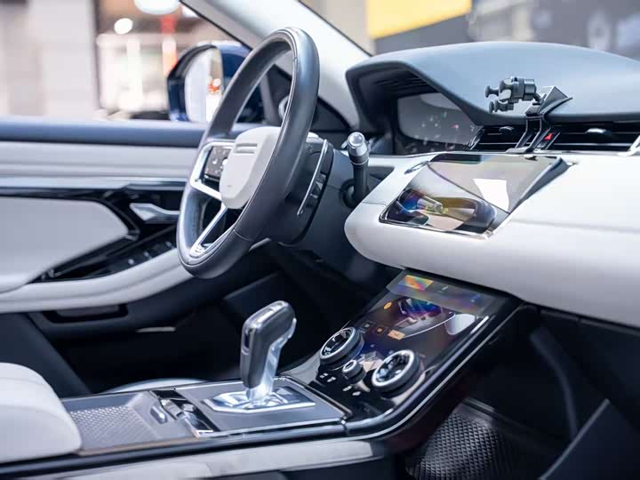 Фото 23 - Land Rover Range Rover Evoque L