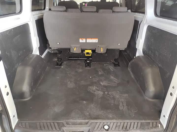 Фото 19 - Ford Transit