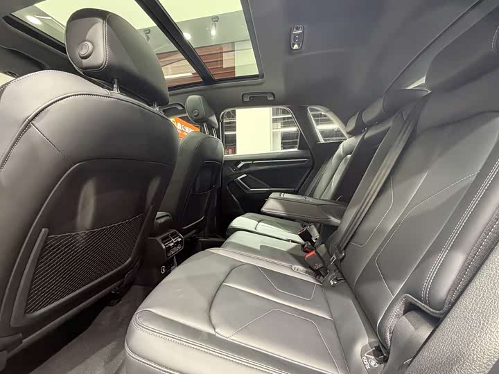 Фото 9 - Audi Q3