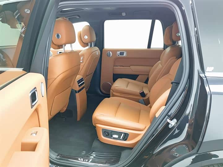 Фото 15 - LiXiang L9