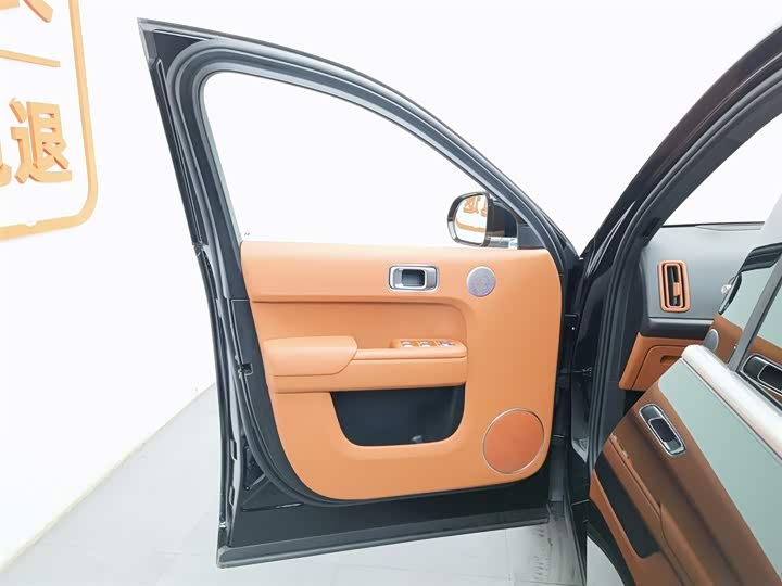 Фото 8 - LiXiang L9