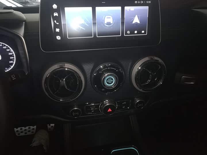 Фото 13 - BAIC Beijing BJ40