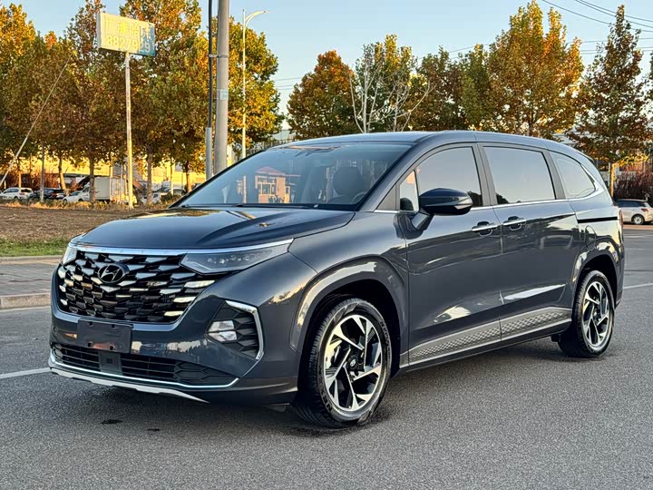 Фото 1 - Hyundai Custo