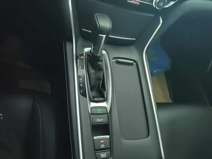 Фото 14 - Honda Inspire