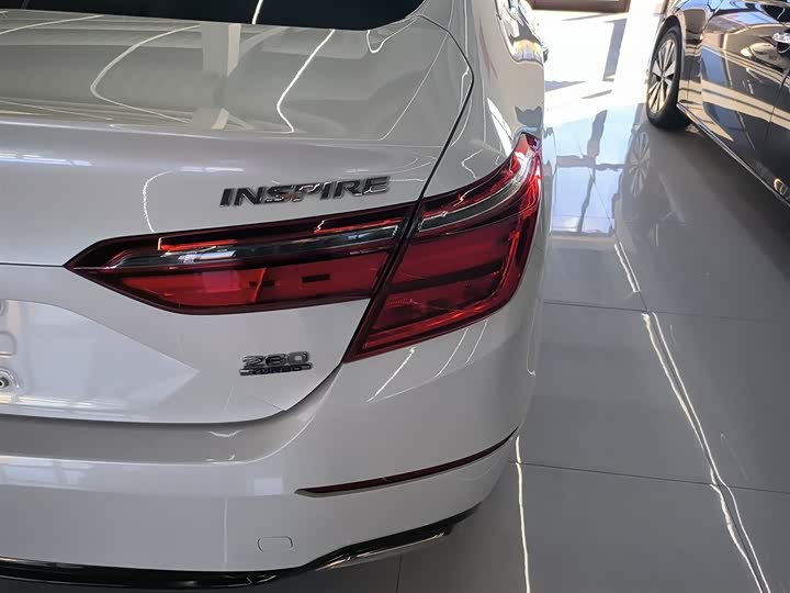 Фото 8 - Honda Inspire