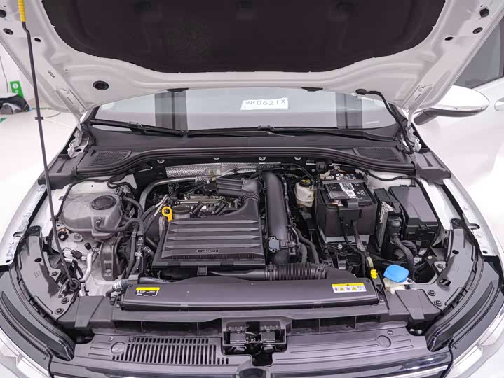 Фото 15 - Volkswagen Golf