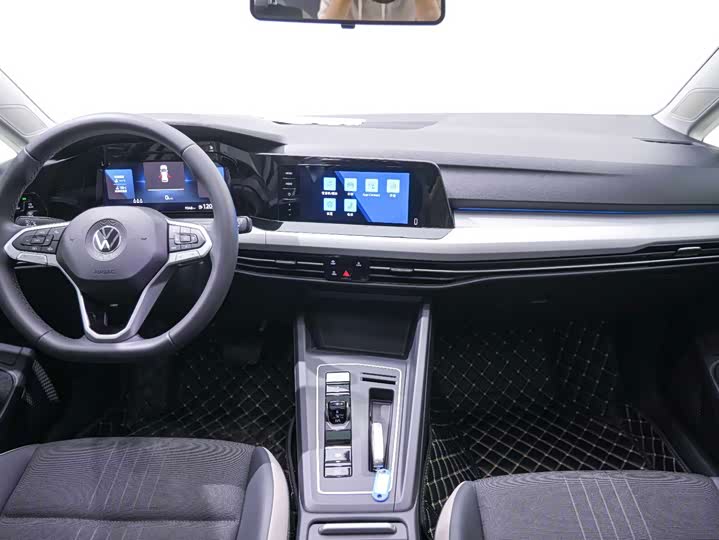 Фото 21 - Volkswagen Golf