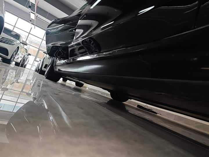 Фото 21 - Tesla Model 3