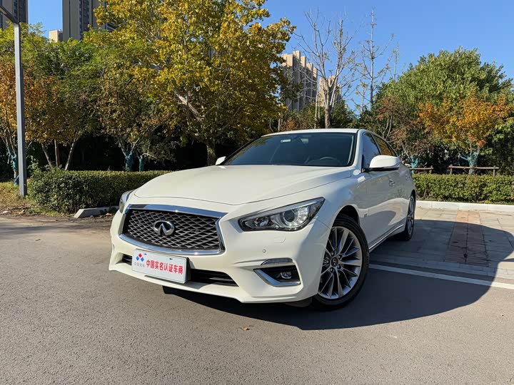 Фото 6 - Infiniti Q50L