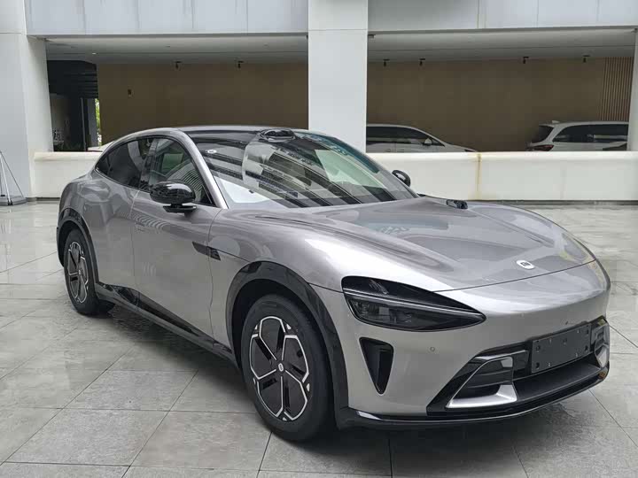 Фото 3 - Xiaomi YU7