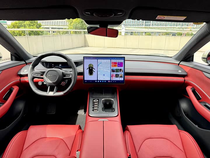 Фото 8 - Xiaomi SU7