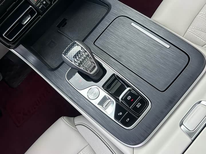 Фото 20 - GAC Trumpchi GS8