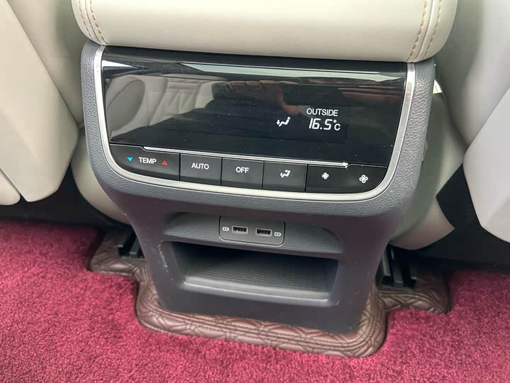 Фото 21 - GAC Trumpchi GS8