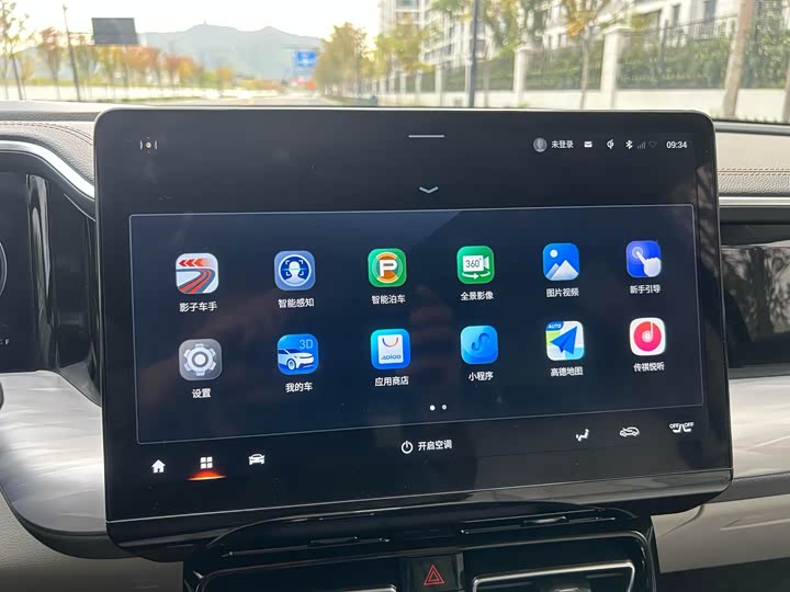 Фото 28 - GAC Trumpchi GS8