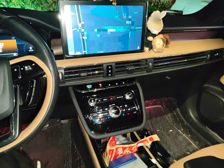 Фото 6 - Lincoln Corsair