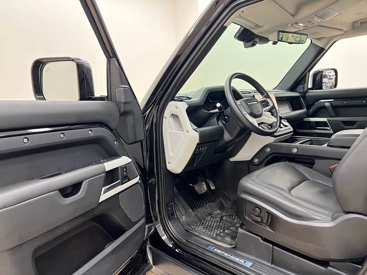 Фото 14 - Land Rover Defender