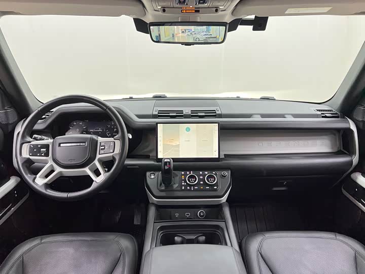 Фото 20 - Land Rover Defender