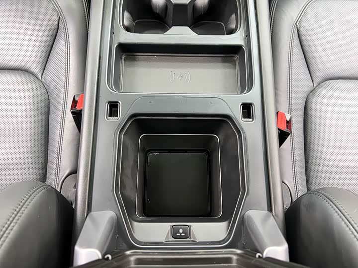 Фото 25 - Land Rover Defender