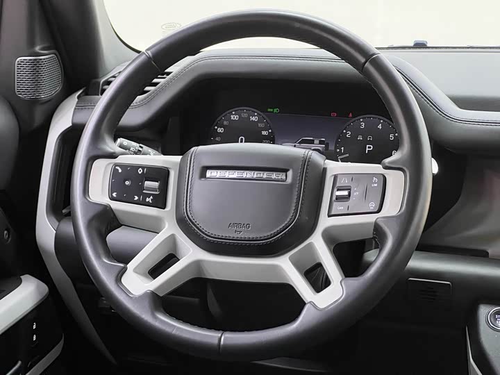 Фото 28 - Land Rover Defender