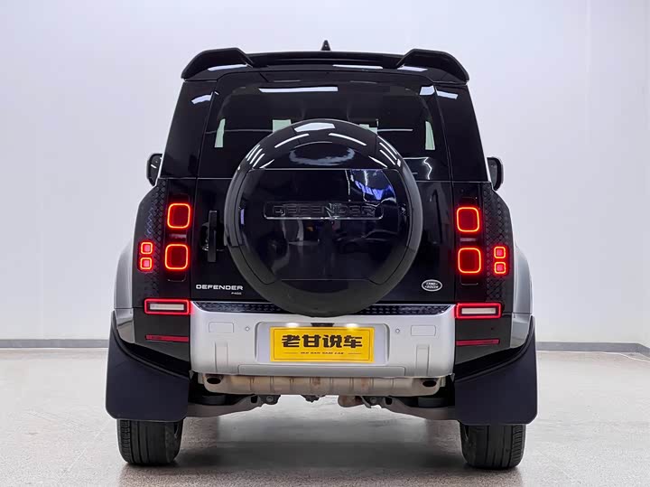 Фото 6 - Land Rover Defender