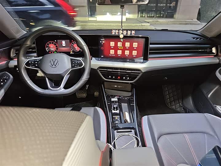 Фото 13 - Volkswagen Lamando L