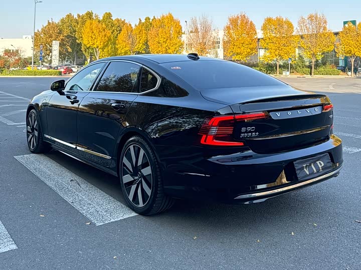 Фото 6 - Volvo S90 Hybrid