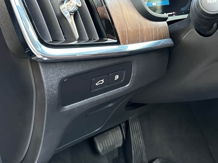 Фото 9 - Volvo S90 Hybrid