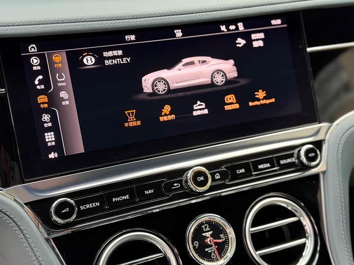 Фото 11 - Bentley Continental GT