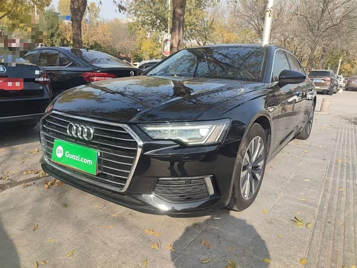 Фото 2 - Audi A6L