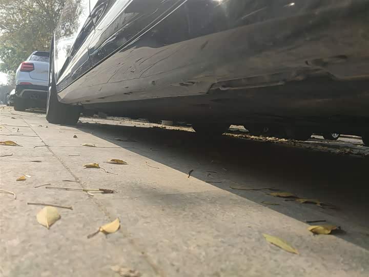 Фото 22 - Audi A6L