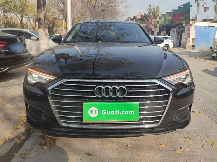 Фото 3 - Audi A6L