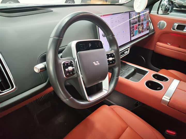 Фото 10 - LiXiang L6