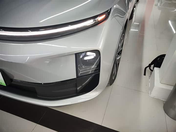 Фото 23 - LiXiang L6