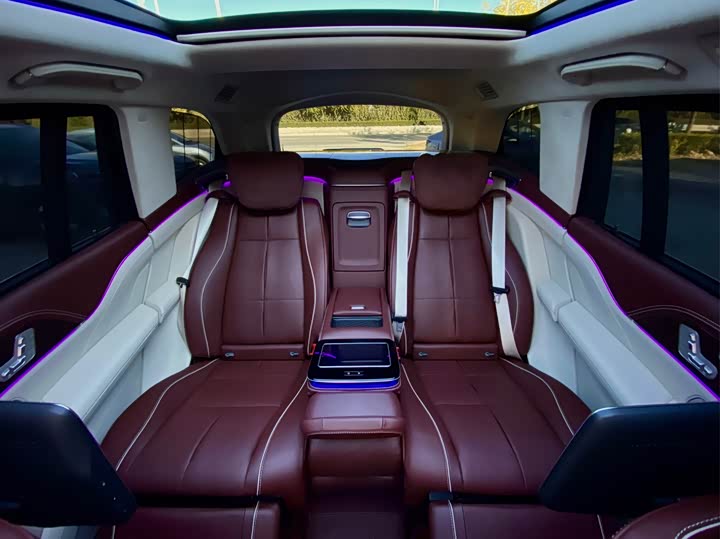 Фото 19 - Mercedes-Benz Maybach GLS