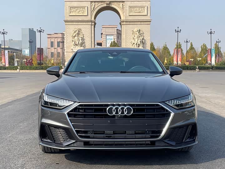 Фото 2 - Audi A7
