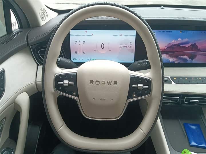 Фото 11 - Roewe D7